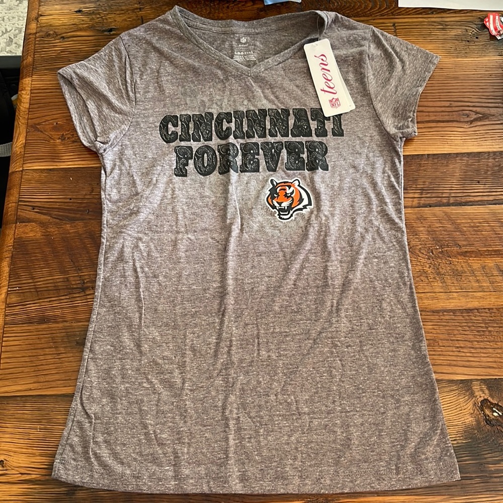 NWT NFL Bengals Teens gray shirt size Large 11/13